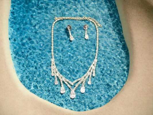 Water Drop Necklace