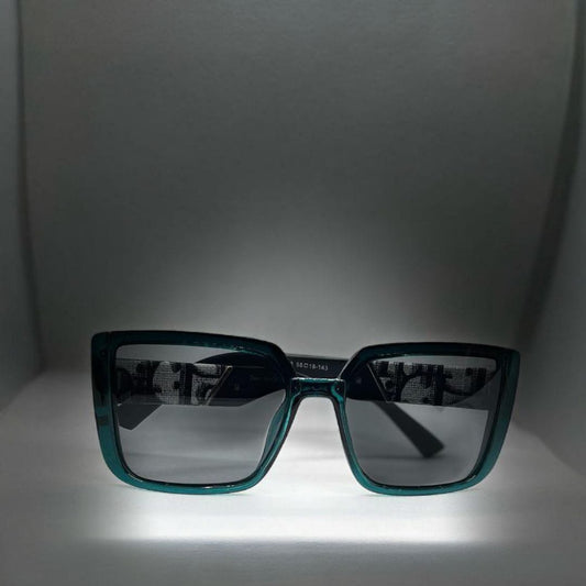 Polarized Green Frame