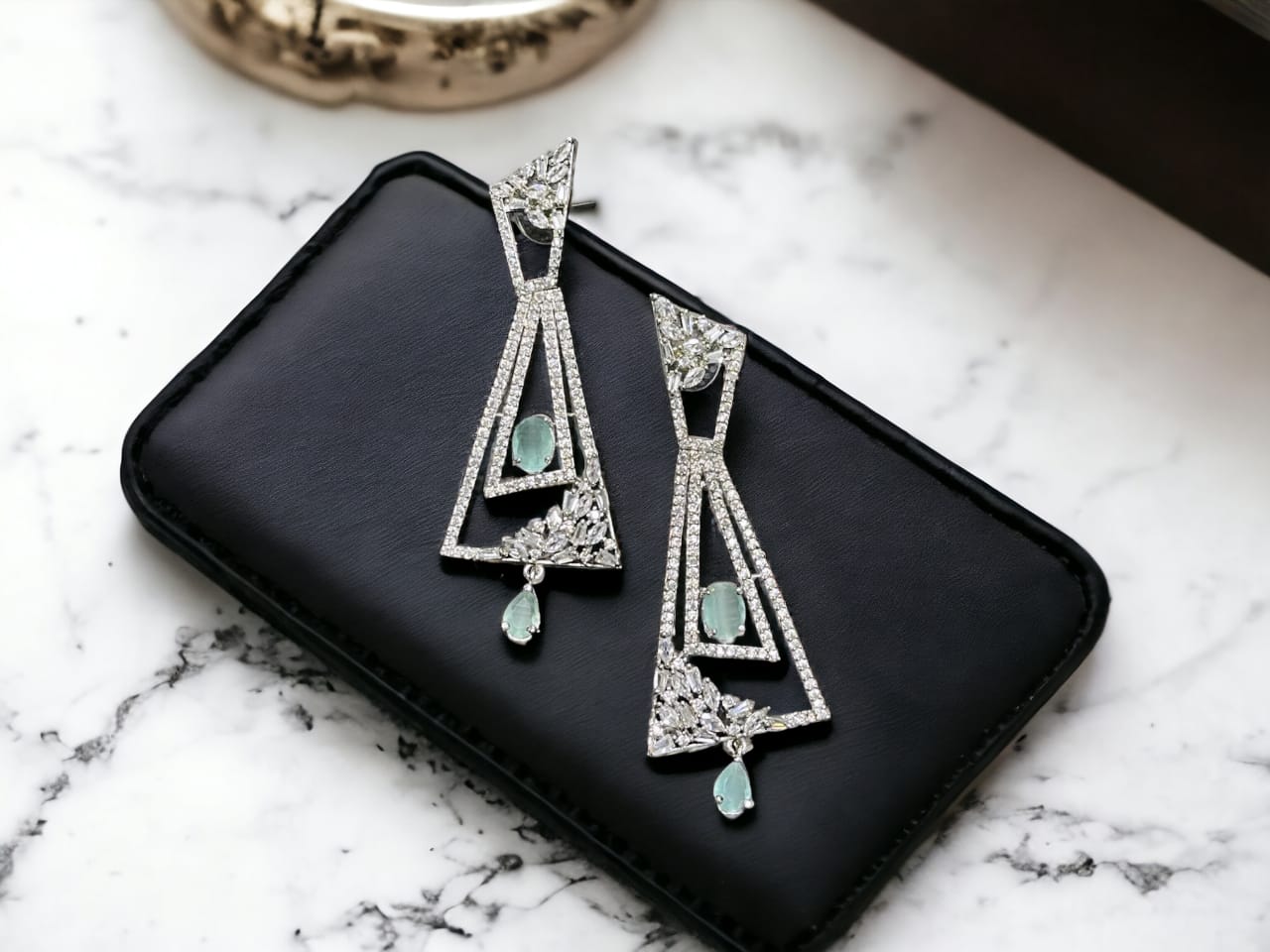 Dangle Earring