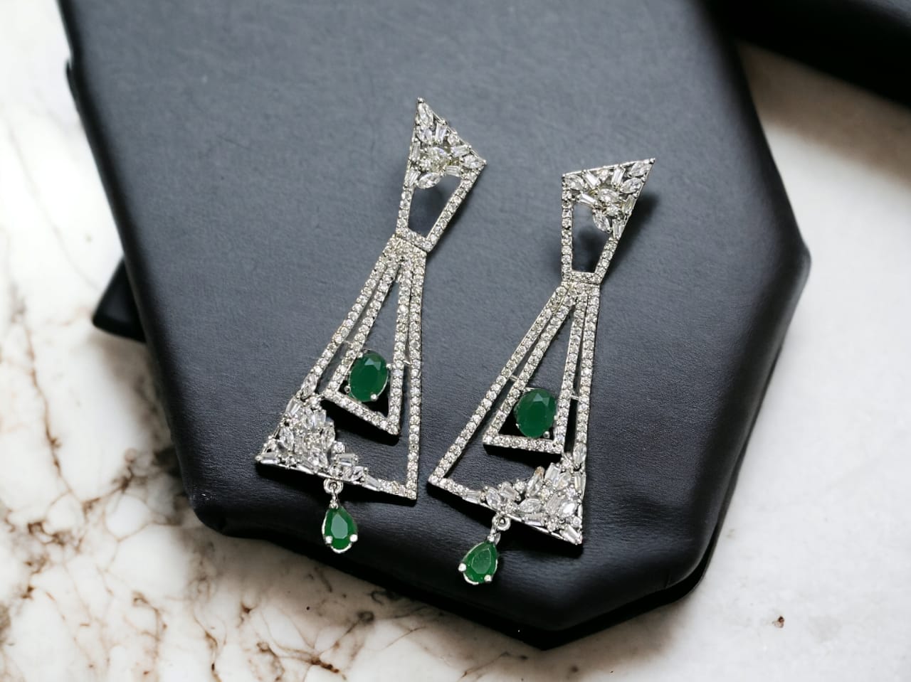 Dangle Earring