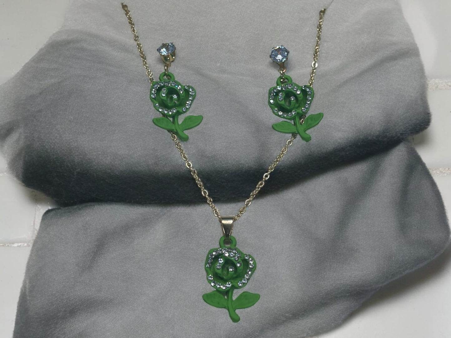 Flower Pendant