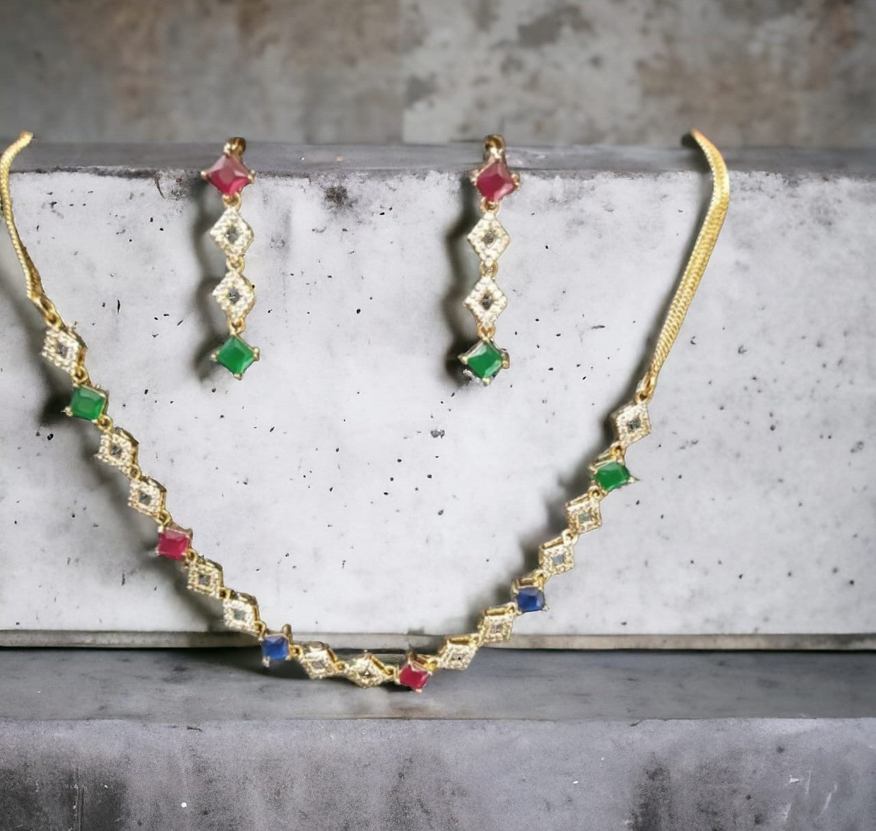 Multi color necklace Set