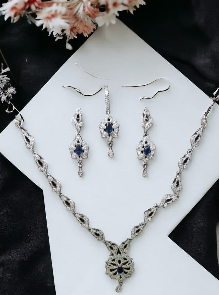 Silver Sapphire Necklace Set